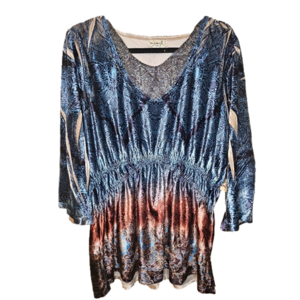One world Bedazzled velvet floral print top NWT Size 1X